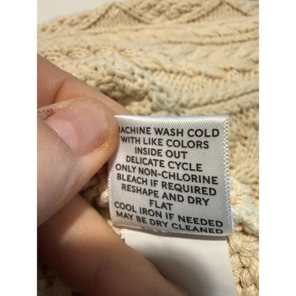 LL Bean Fisherman Cable Knit Sweater Cotton V Neck Men's Small Preppy Old Money - Picture 5 of 10